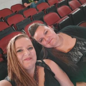 Meet your Posher, Kristina